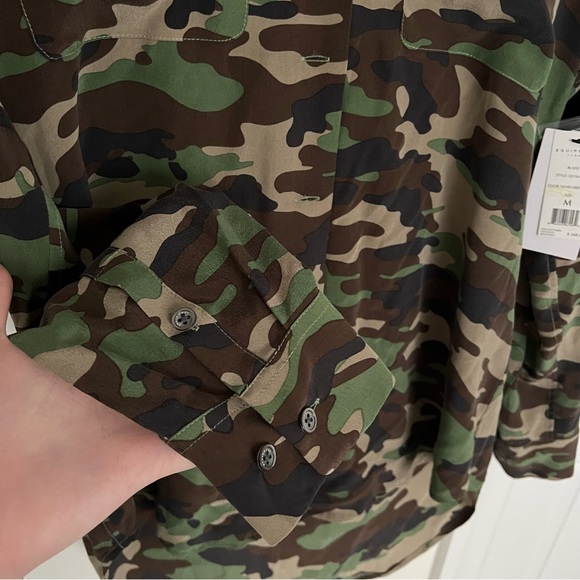 NWT Equipment Femme Camo Blouse - Picture 5 of 8